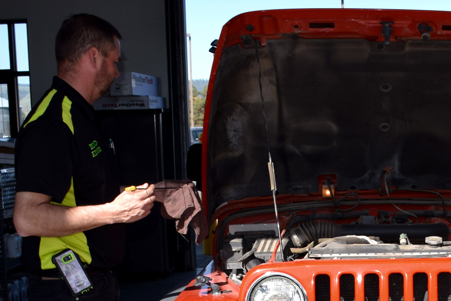 friendly-oil-change-service-la-grande-oregon